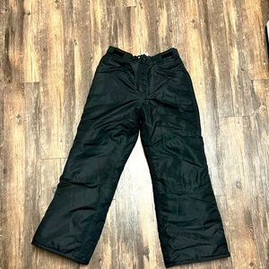 Unisex child’s ski pants. Size XL